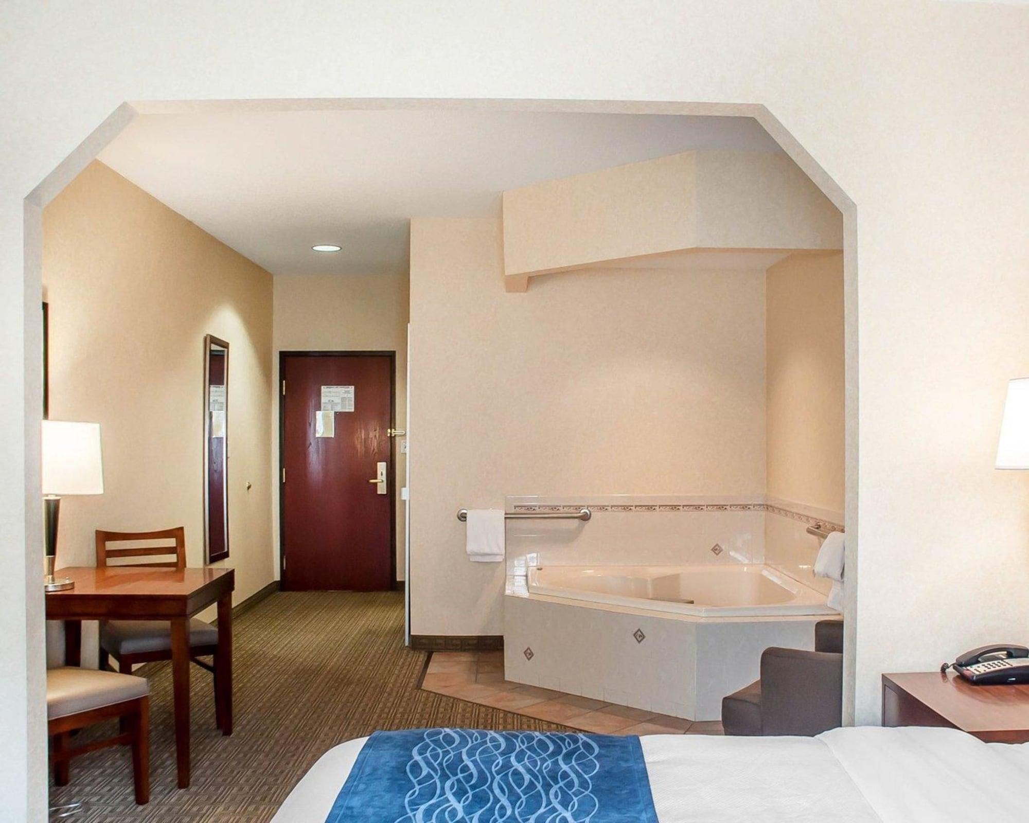 Comfort Inn & Suites Hamburg Exterior foto